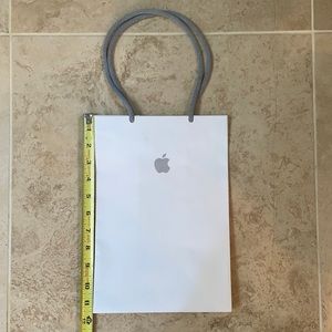 APPLE LOGO EMPTY PAPER SHOPPING BAG  8"x 11.25 x5”